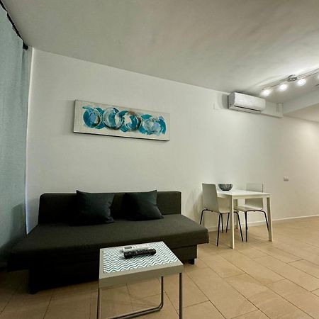 Moderno Apartamento Con Parking,Tarrassa, Barcelona Terrassa Zewnętrze zdjęcie