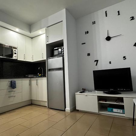 Moderno Apartamento Con Parking,Tarrassa, Barcelona Terrassa Zewnętrze zdjęcie